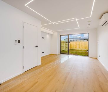 PAKURANGA, 2 BEDROOMS - Photo 3