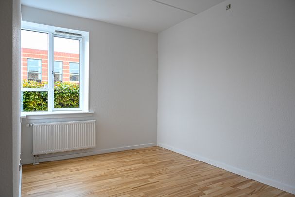 Usserød Kongevej, Hørsholm, Danmark (208-1815-01-001) - Photo 1