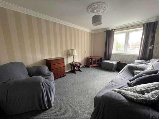 Durden Mews, Shaw, OL2 - Photo 1