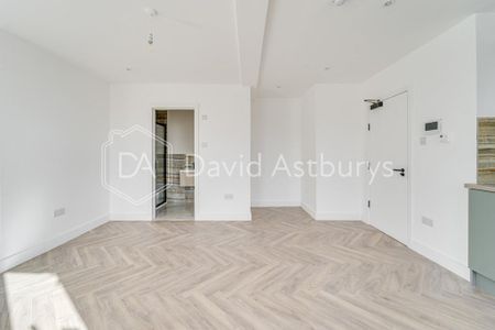 Studio to rent - Photo 2