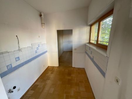 Perfekte Wohnung mit Balkon und Carport - Foto 3