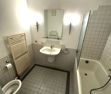 Gemütliche 2 Zimmer Wohnung mit Aufzug ,EBK und Balkon - Photo 1