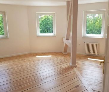 Am S-Bahnhof Strausberg! Helle 2-Zimmer-Wohnung mit Dielenboden - Photo 5