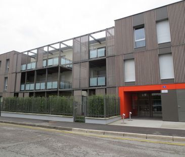 Location Appartement 2 pièces 52m² ANNECY 74000 - Photo 4