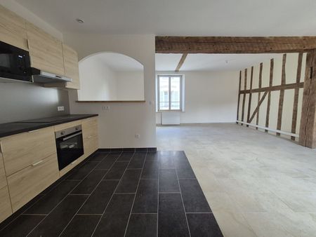 Location Appartement 3 pièces 82m² - Photo 3