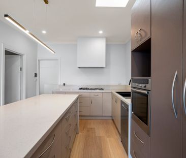 Thinking of selling? Contact our agent - Photo 6