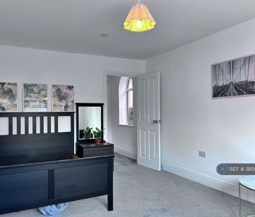 1 bedroom in a house share to rent - Photo 6