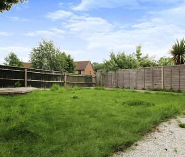 3 bedroom detached house to rent - Photo 5