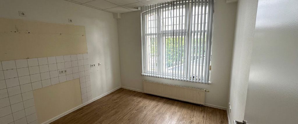 Ansprechende Praxisfläche in denkmalgeschütztem Ärztehaus von Lemgo, nähe Bahnhof! - Foto 1