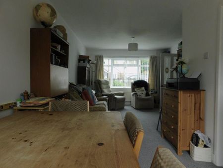 3 bedroom house to rent - Photo 2