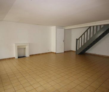 Appartement 5 pièces - 71000 Mâcon - Photo 2