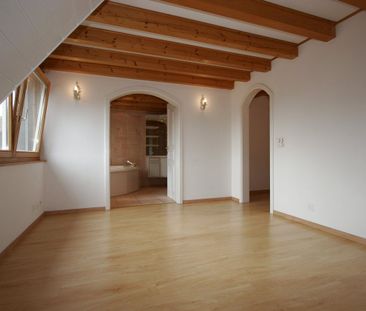 Duplex/two-level - Photo 4