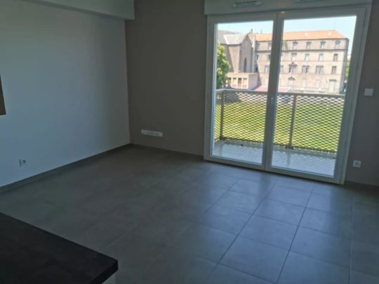 Appartement Clermont Ferrand 1 pièce(s) - studio de 28.02 m2 - Photo 1