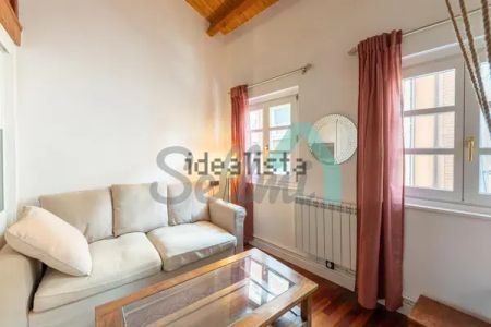 Alquiler de dúplex en Calle San Bernardo - Photo 2