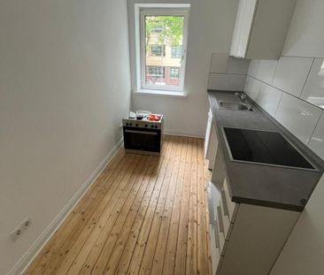 Vollständig sanierte 2,5 - Zimmer - Wohnung mit Balkon in ruhiger L... - Foto 2