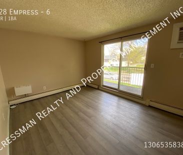 1 bed, 1 bath APARTMENT located in Rosemont, Regina, SK. - Photo 3