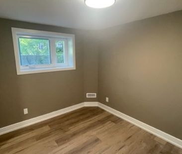 198 Rose St, Lower Barrie | $1725 per month | Plus Hydro - Photo 5