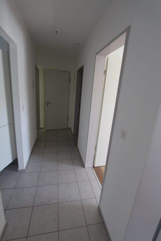 per sofort zu vermieten: helle 3.5 Zi-Wohnung im EG an zentraler Lage, mit eigener Waschmaschine, Bielstrasse 110 in 2540 Grenchen - Photo 3