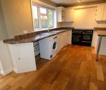 3 Foxwood Lane, BURFORD OX184JH - Photo 2