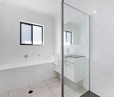 Perfect Upper Coomera Family Home - Photo 5