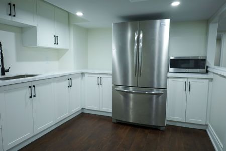 For Lease - 704 Oshawa Boulevard Unit# Basement, Oshawa, Ontario - Photo 5