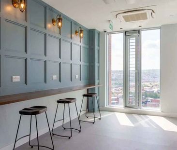 Gold Studio - Photo 1