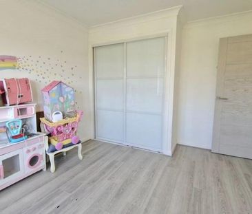 4 bedroom detached house to rent - Photo 5