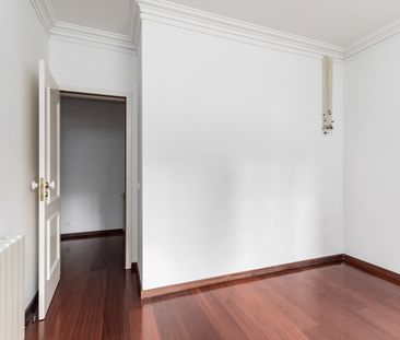 Apartamento T2 para arrendamento sem móveis, com terraço e garagem ... - Photo 4