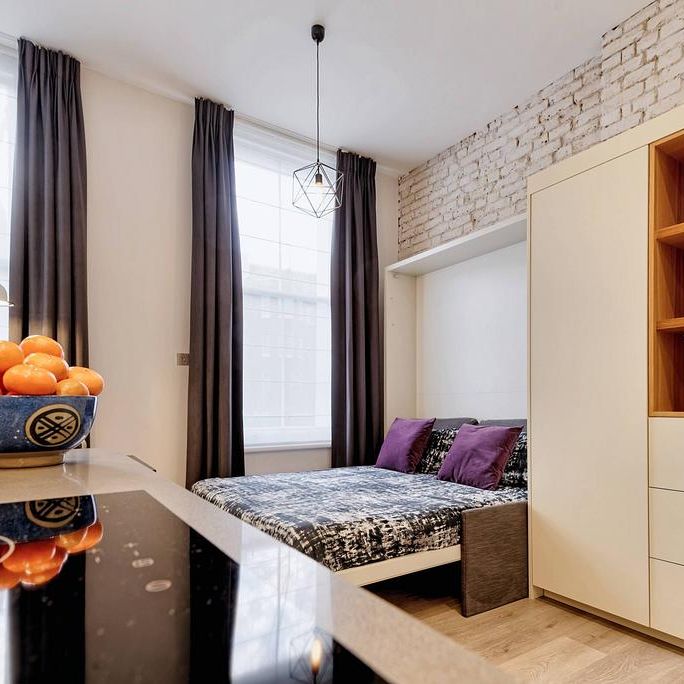 Studio to rent - Photo 1