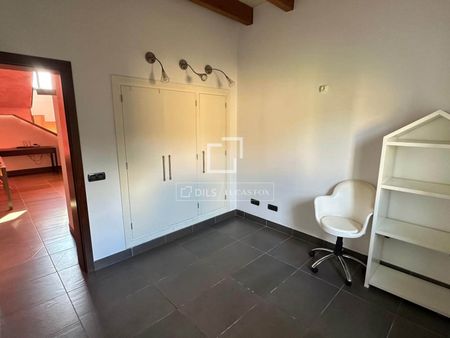 4 Bedroom house / villa with 22m² terrace for rent in Ciutadella, Balearic Islands - Photo 4