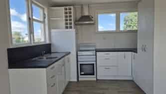 3-bedroom, Flaxmere - Photo 4