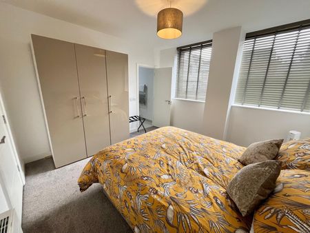 Hamilton Street, Cardiff - Photo 3