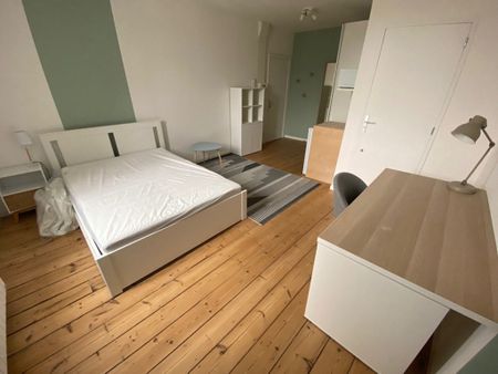 À LOUER – Studio MEUBLÉ de 25 m² en colocation, Rue Jacquemars Giélée, Lille-Vauban réf 663-5.6 - Photo 3