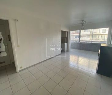 Location Appartement 1 pièce 30m² LE CANNET 06110 - Photo 3
