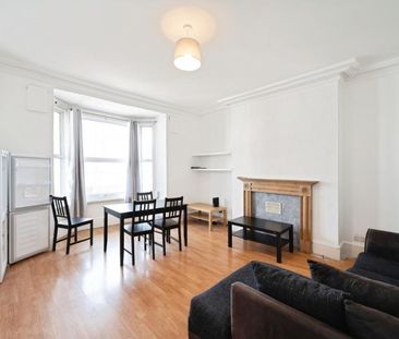 2 bedroom apartment to rent Shaftesbury Road, Southsea, Hampshire, PO5 - Photo 2