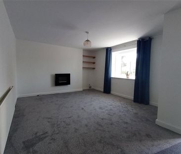 3 bedroom end of terrace house to rent - Photo 1