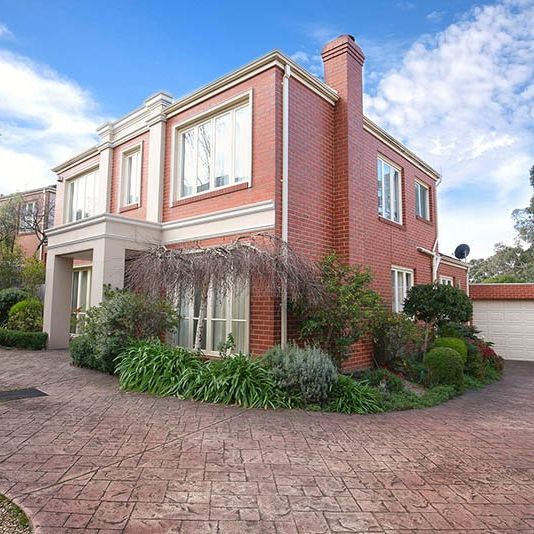 2/50 St Clems Road, Doncaster East - Photo 1