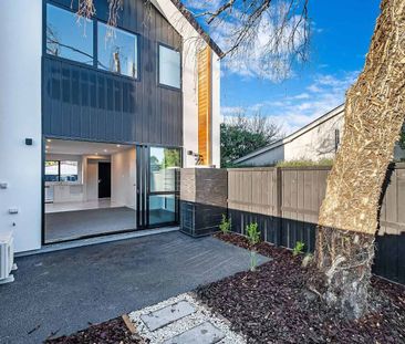 Lock-Up & Leave St Albans Living – Fully Furnished - Photo 4