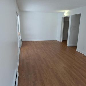 2 CH - 1 SDB - Québec - $1,349 /mo - Photo 2