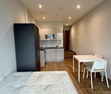 Studio to rent - Photo 4