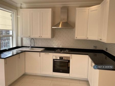 1 bedroom flat to rent - Photo 3