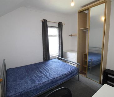 5 bedroom house to rent - Photo 3