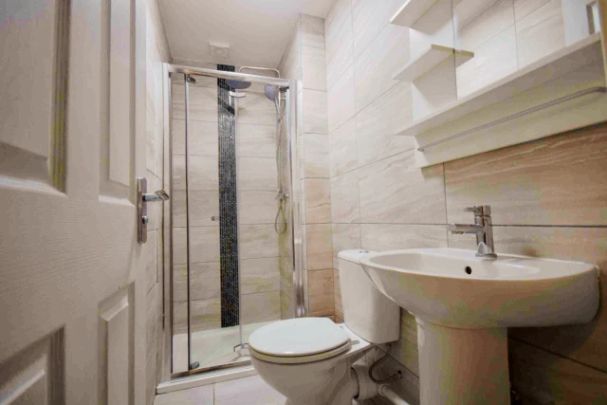 2 Beds 3 Baths - Photo 1