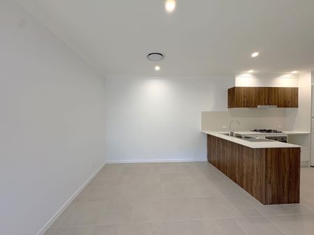 Brand New 3 Bedroom Family Home! - Photo 5