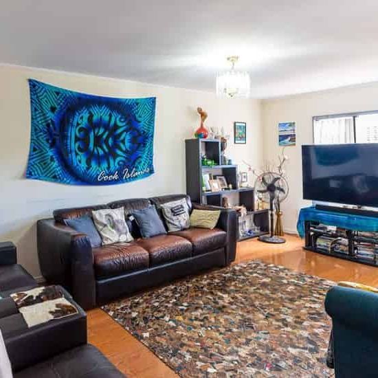 Comfortable 4-bedroom Home in Botany - Photo 1