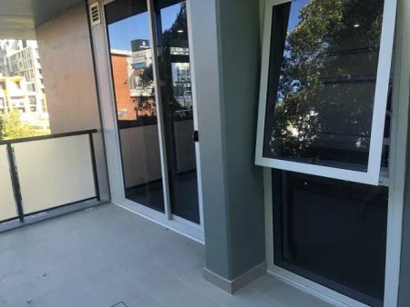 Belong Here@Waterloo Boutique Apartment#South Downling St, Sydney - Photo 3