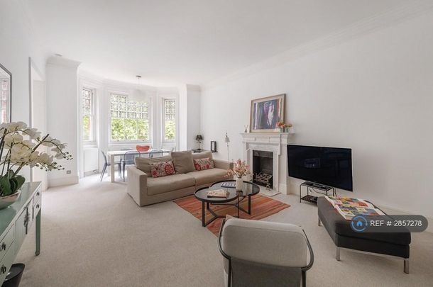 2 bedroom flat to rent - Photo 1
