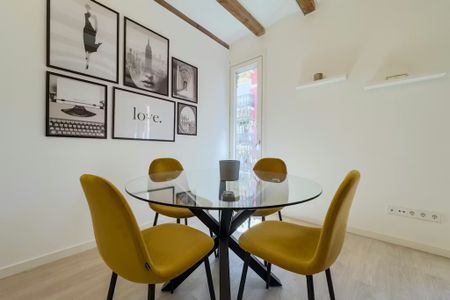 Carrer de Tapioles, Barcelona, Catalonia 08004 - Photo 5