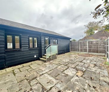 3 bedroom bungalow to rent - Photo 4