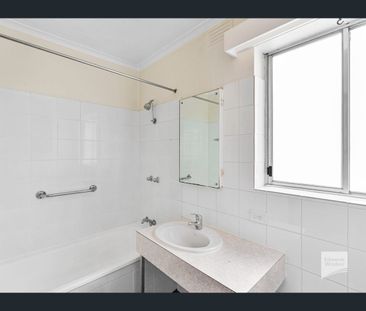 6/388 Park Street, New Town, Tas 7008 - Photo 2